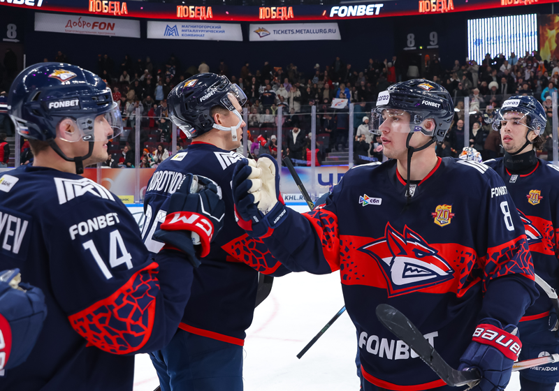 И снова – три гола «Амуру» в третьем периоде! 