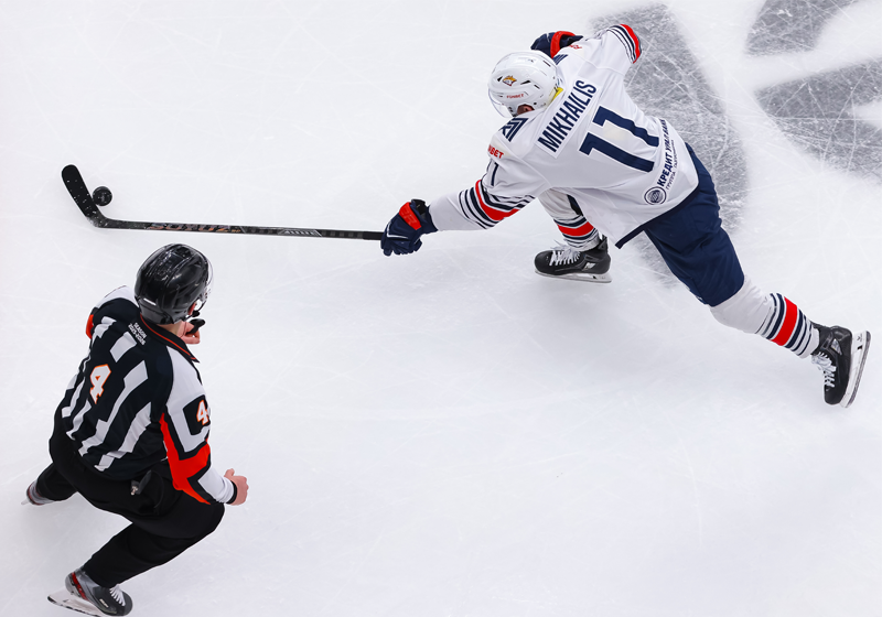 «Металлург» уступил в Нижнекамске, но набрал один балл