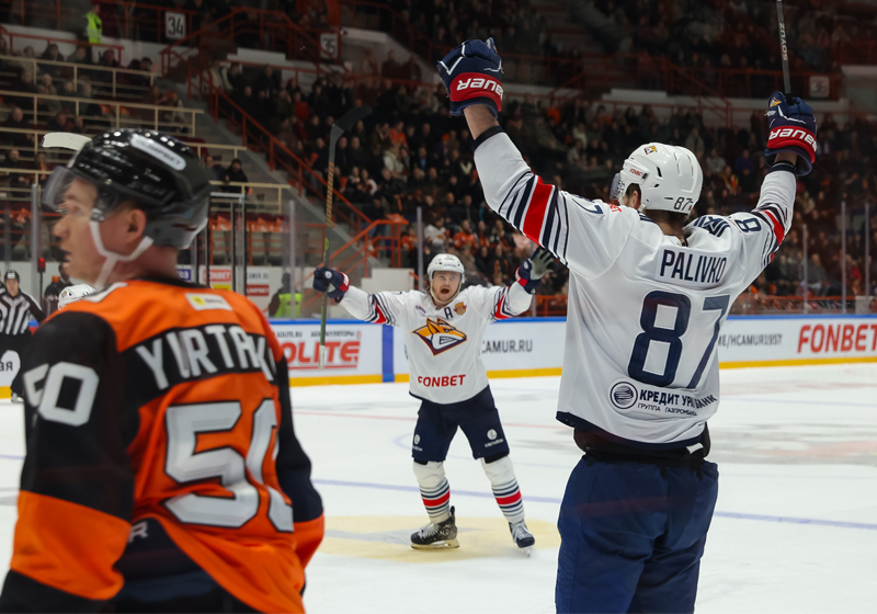 Победа имени Данилы Паливко! В Хабаровске «Металлургу» хватило пяти минут в концовке, чтобы перевернуть игру