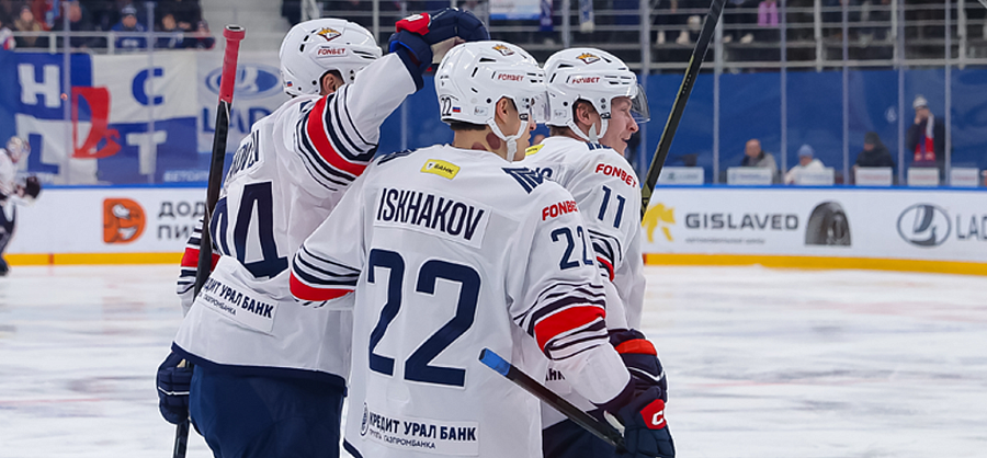 Забивали и в свои, и в чужие. В Тольятти «Металлург» одержал нелёгкую победу над аутсайдером